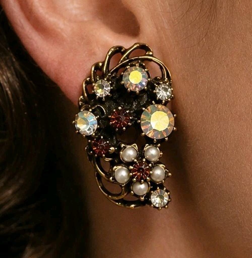 Vintage Signed Florenza Amber AB Rhinestone Clip On Earrings Antiqued Gold Tone